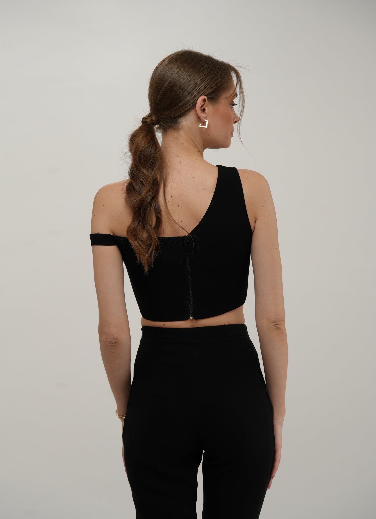 One-Shoulder Cropped Top