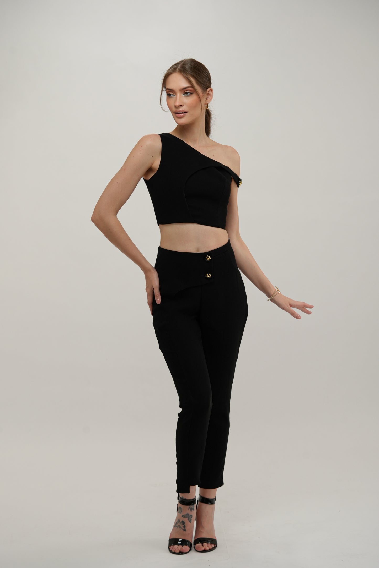 One-Shoulder Cropped Top